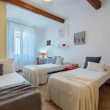 Lägenhet Guesthost - Ferrara