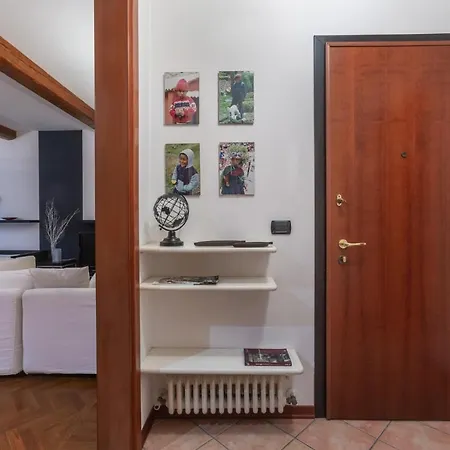 Central Ferrara Apartment *